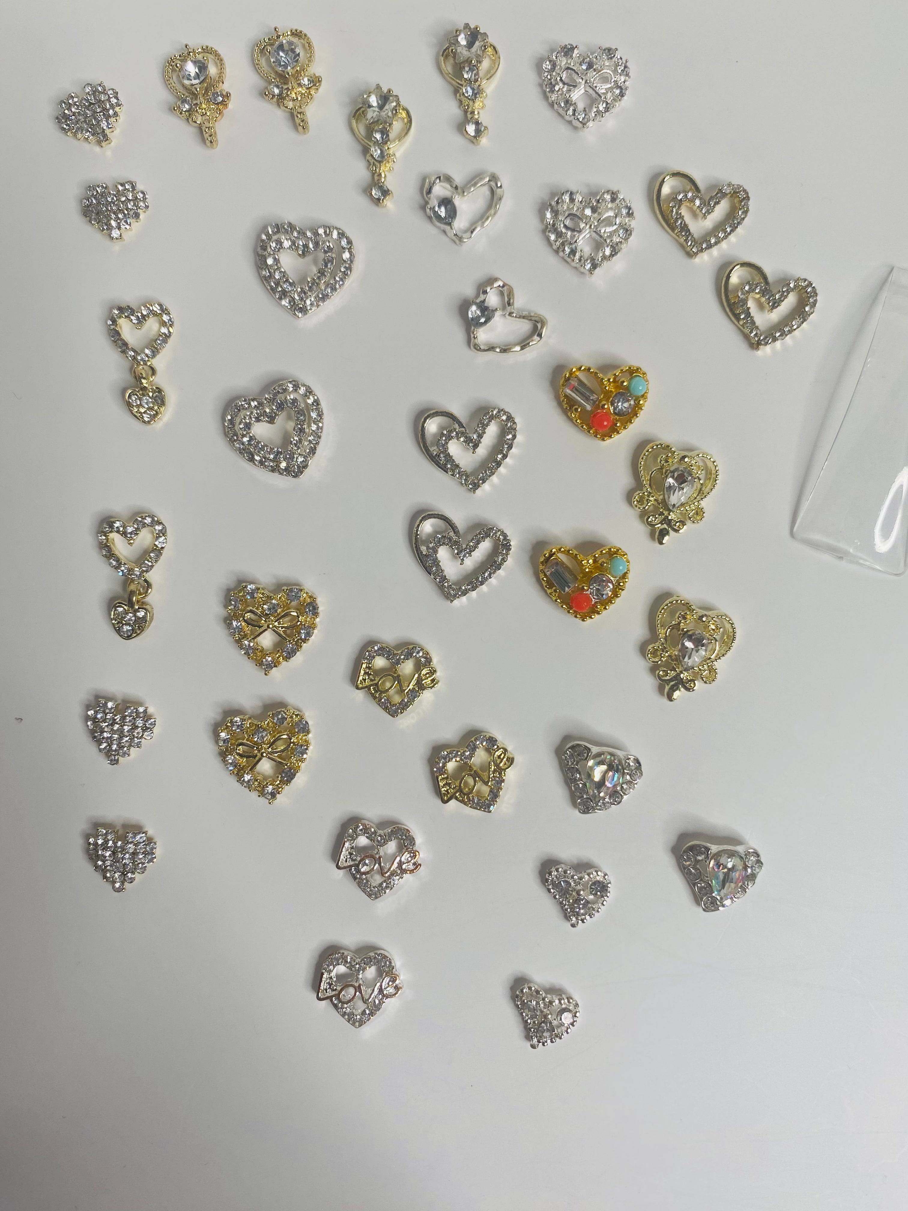 Charms hearts nail decoration